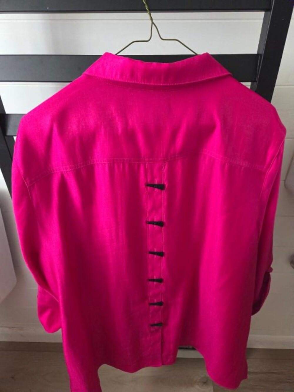 RED ASIAN BLOUSE BY MULTIPLES